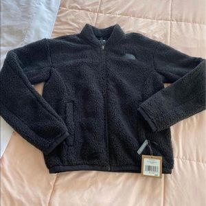 NWT Womens Small Sherpa North Face